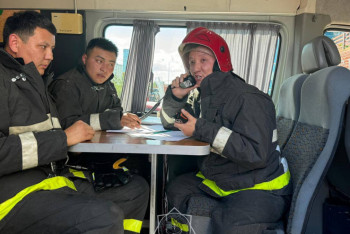 Астанадағы өрт: Құтқарушылар әрбір пәтерді тексеріп жатыр