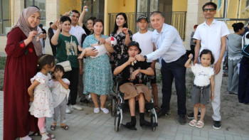 Фотография к новости: Алматыда мамырдан бастап 800-ден аса кезекте тұрғандар пәтер алды