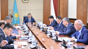 Фотография к новости: Адам саудасына және терроризмді қаржыландыруға қарсы іс-қимыл туралы заңдар қаралады