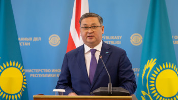 Фотография к новости: Екі ел министрі Украина мен Палестина мәселелеріне тоқталды