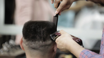 Фотография к новости: Ақтөбеліктер: ТҚО мен сән салондарындағы бағаны кім бақылайды