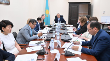 Фотография к новости: Сенатта Сингапурмен сауда және инвестиция туралы келісім талқыланды