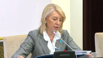 Фотография к новости: Депутат дәрігер мамандығында оқитын студенттерге мемлекеттік грант саны аз екенін айтты