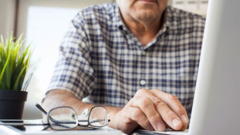 Фотография к новости: «Күміс жас» жобасы аясында 15 мыңнан аса адам жұмысқа орналастырылды