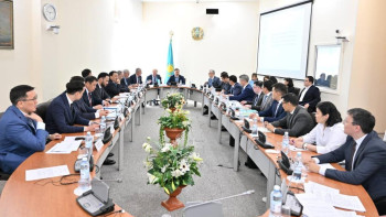 Фотография к новости: Мәжілісте ауыл шаруашылығын субсидиялаудың тиімділігі мәселелері талқыланды