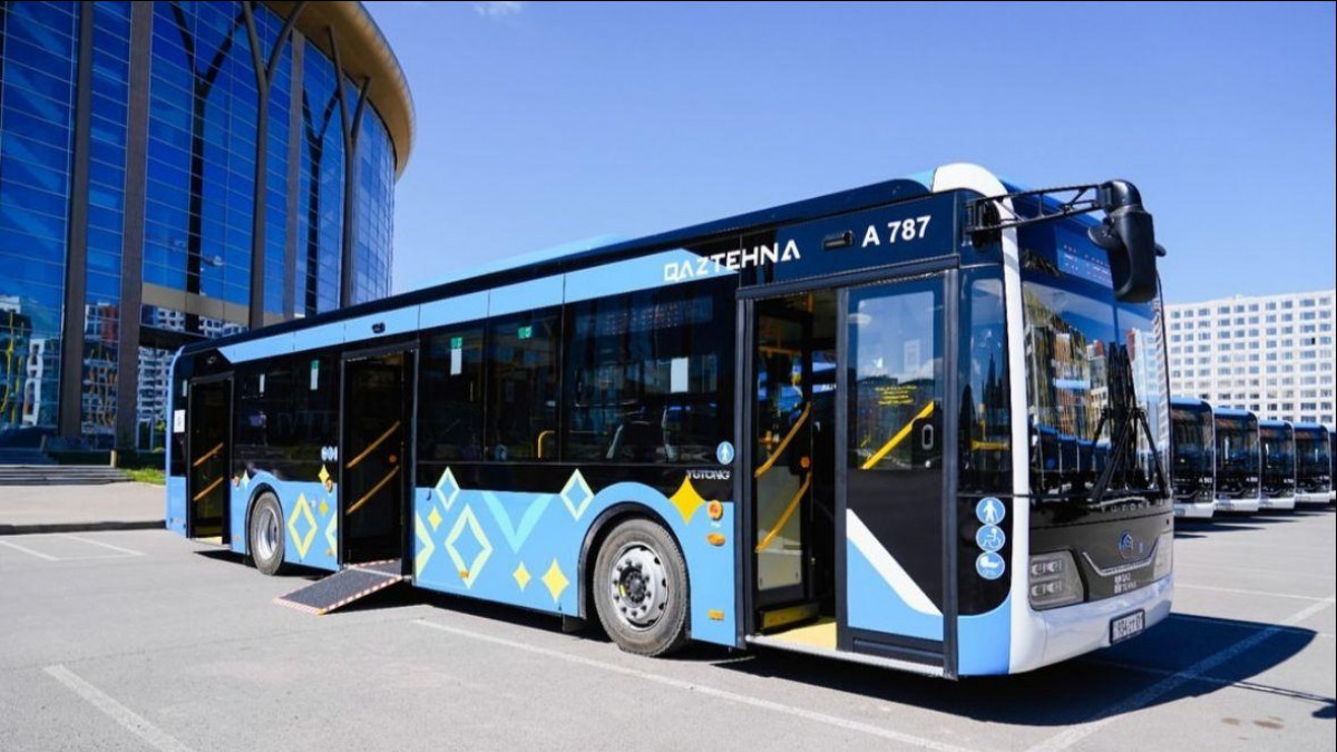 Астанаға жаңа 100 автобус жеткізілді