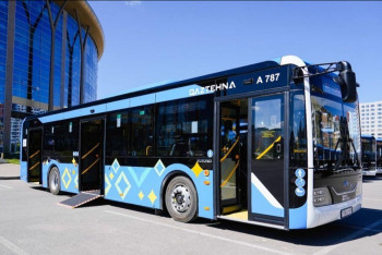 Фотография к новости: Астанаға жаңа 100 автобус жеткізілді