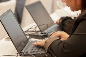 Фотография к новости: Шағын БАҚ пен блогерлер үшін 7 млн теңгеге дейін грант тағайындалды