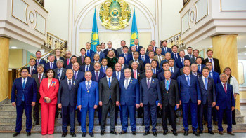 Фотография к новости: CІМ-де Дипломатиялық қызметі күні аталып өтті