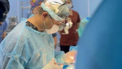 Ақтөбелік нейрохирургтар эпилепсиямен ауыратын балаларға сирек операция жасауды үйренді