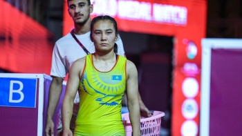 Фотография к новости: Әйелдер күресінен Қазақстан командасы жеті медаль жеңіп алды