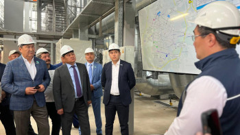 Фотография к новости: Депутаттар энергетиктердің ұсыныстарын тыңдады