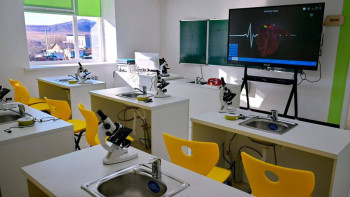 Фотография к новости: 2025 жылға дейін елімізде 1000 мектеп жаңғыртылады