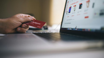 Фотография к новости: Жетісуда интернет дүкеніне алданған тұтынушылар көп