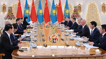 Фотография к новости: Президент: Қытай – біз үшін тату көрші ғана емес, уақыт тезінен өткен сенімді серіктесіміз