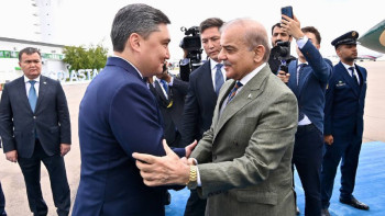 Фотография к новости: Пәкістан Премьер-министрі Шахбаз Шариф ШЫҰ саммитіне қатысу үшін Қазақстанға келді