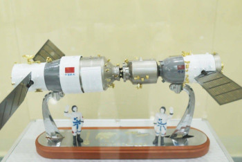 Фотография к новости: Алматыда қазақ-қытай университтері ғарышқа спутник ұшырады