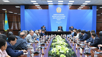 Фотография к новости: Сенат төрағасы Шымкент тұрғындарымен кездесті