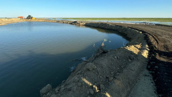Фотография к новости: Су тасқыны. Жайық жағалауы қапшықтардан тазартылуда