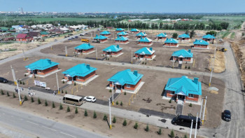 Фотография к новости: Қостанайда зардап шеккендерге тұрғын үйді қалпына келтіру жалғасып жатыр