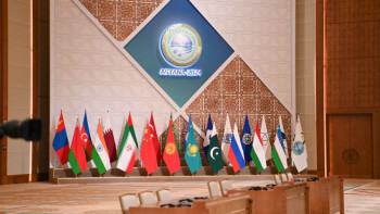 Фотография к новости: ШЫҰ кеңейтілген экономикалық серпіліс ұсынады