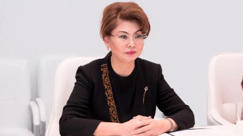 Фотография к новости: Аида Балаева қазақстандық әншілердің заңсыз әрекеттері туралы пікір білдірді