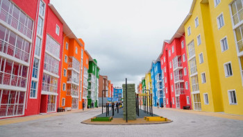 Фотография к новости: Астанада құрылысы 10 жылға созылған тұрғын үй кешені аяқталды