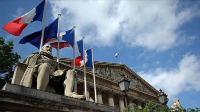Францияда парламент сайлауы аяқталды