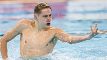 Фотография к новости: Виктор Друзин әртістік жүзуден Әлем кубогінің күмісін еншіледі