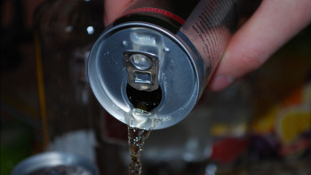 Фотография к новости: Энергетикалық сусындарға тыйым салуға қалай қарайсыз