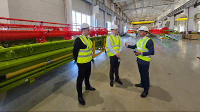 Сенатор СҚО-да су тасқынынан зардап шеккен тұрғындармен кездесті