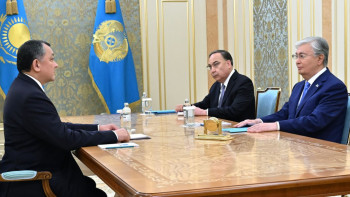 Фотография к новости: Мемлекет басшысы Нұрлан Ноғаевты қабылдады