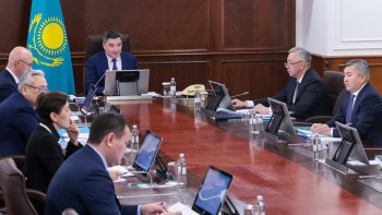 Фотография к новости: Қаншама жол шайылып кетті. Бектенов министрлікке тапсырма берді