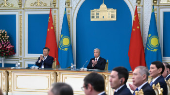 Фотография к новости: Қазақстан мен Қытай қарым-қатынасы қарқынды дамып келеді