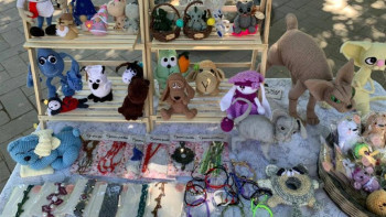 Фотография к новости: Шымкентте қолөнершілер мен суретшілер жәрмеңкесі ұйымдастырылды