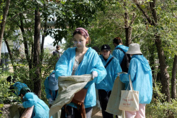 Фотография к новости: "Таза Қазақстан": Астанада Сарыбұлақ өзенінің аумағы тазартылды