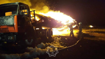 Фотография к новости: Батыс Қазақстанда жүк көлігі өртенді
