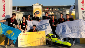 Фотография к новости: Студенттік команда жарыс болидтерін құрастыруда үздіктер қатарында