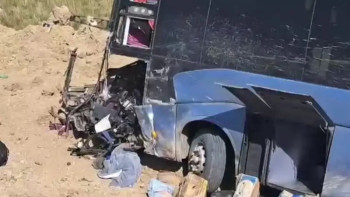 Фотография к новости: Қарағанды-Балқаш тасжолындағы жантүршігерлік жол апатынан бес адам қаза тапты