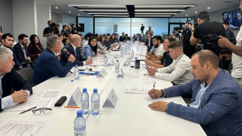 Фотография к новости: Алматыда утиль алымға қарсы петиция бойынша қоғамдық тыңдау өтті