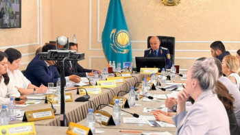 Фотография к новости: Бас прокуратурада еліміздегі жол қауіпсіздігі мәселесі талқыланды