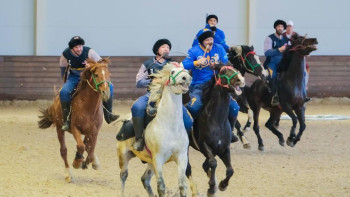 Фотография к новости: Астанада командалық көкпардан жарыс өтеді