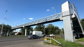 Фотография к новости: Алматыдағы жерүсті өткелдеріндегі лифт неге істемейді?
