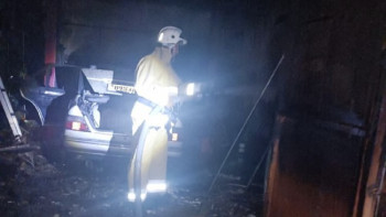 Фотография к новости: Таразда көлік жөндеу орталығы өртенді