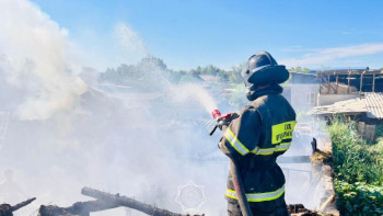 Фотография к новости: Қызылордада тұрғын үй алаңында шаруашылық өртенді