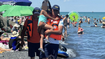 Фотография к новости: Жетісу облысында қайықтағы адамдар құтқарылды