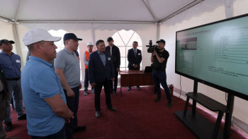 Фотография к новости: Бектенов БҚО Қоржын ауылында болды: үй салуға тартылған құрылысшылар саны 30%-ға артты