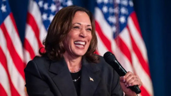 Фотография к новости: АҚШ президенттігіне жаңа үміткер Камала Харрис деген кім?