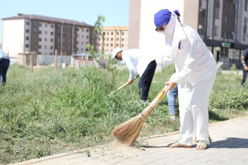 Фотография к новости: Түркістандағы "Таза Қазақстан" экологиялық акциясына 1 мың адам қатысты