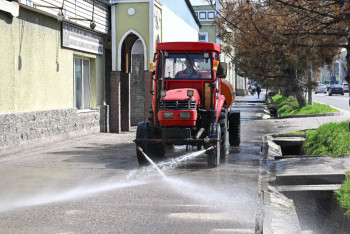 Фотография к новости: Алматыда тазалық пен көріктендіру шаралары күшейтілді